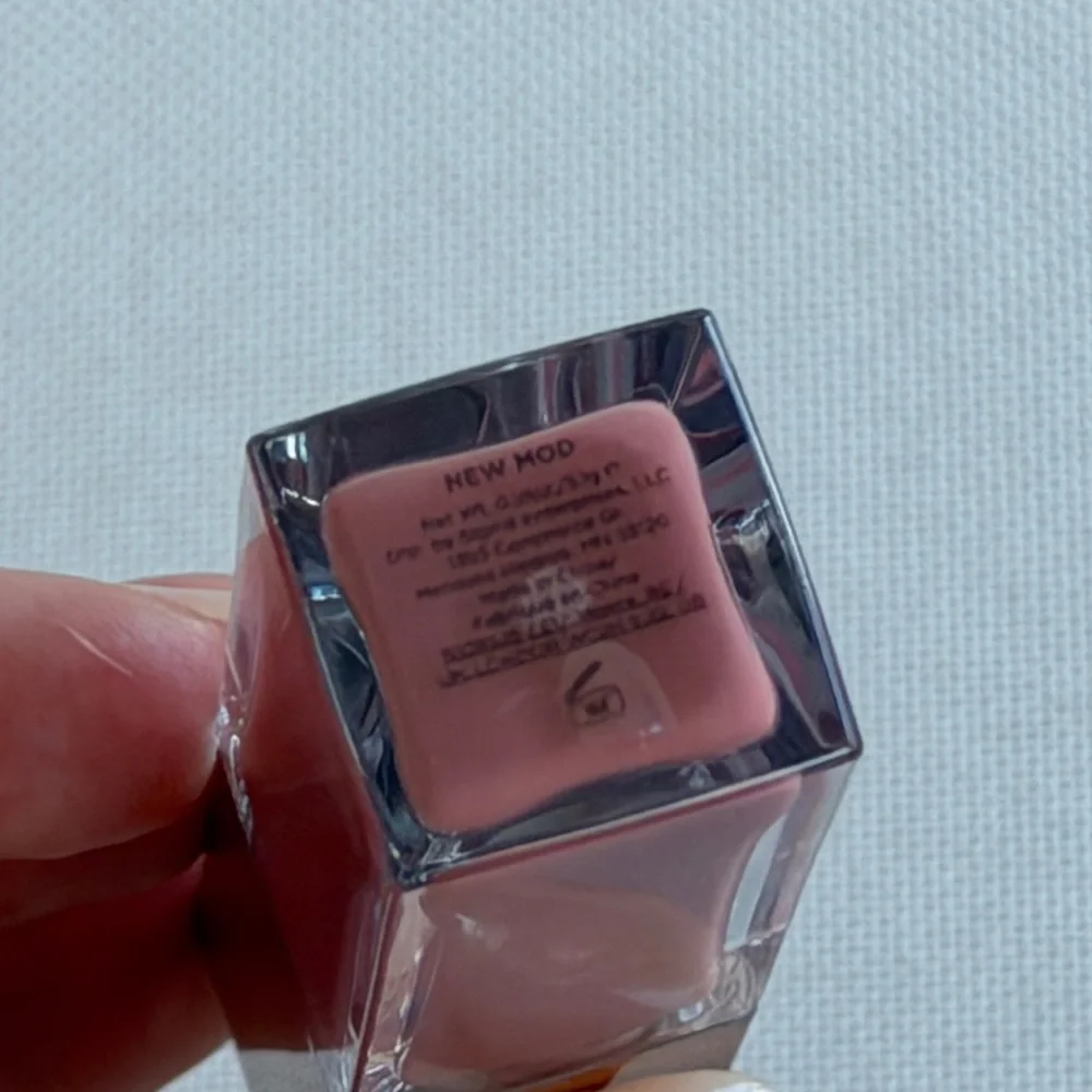 NWT Sigma Beauty Lip Cream